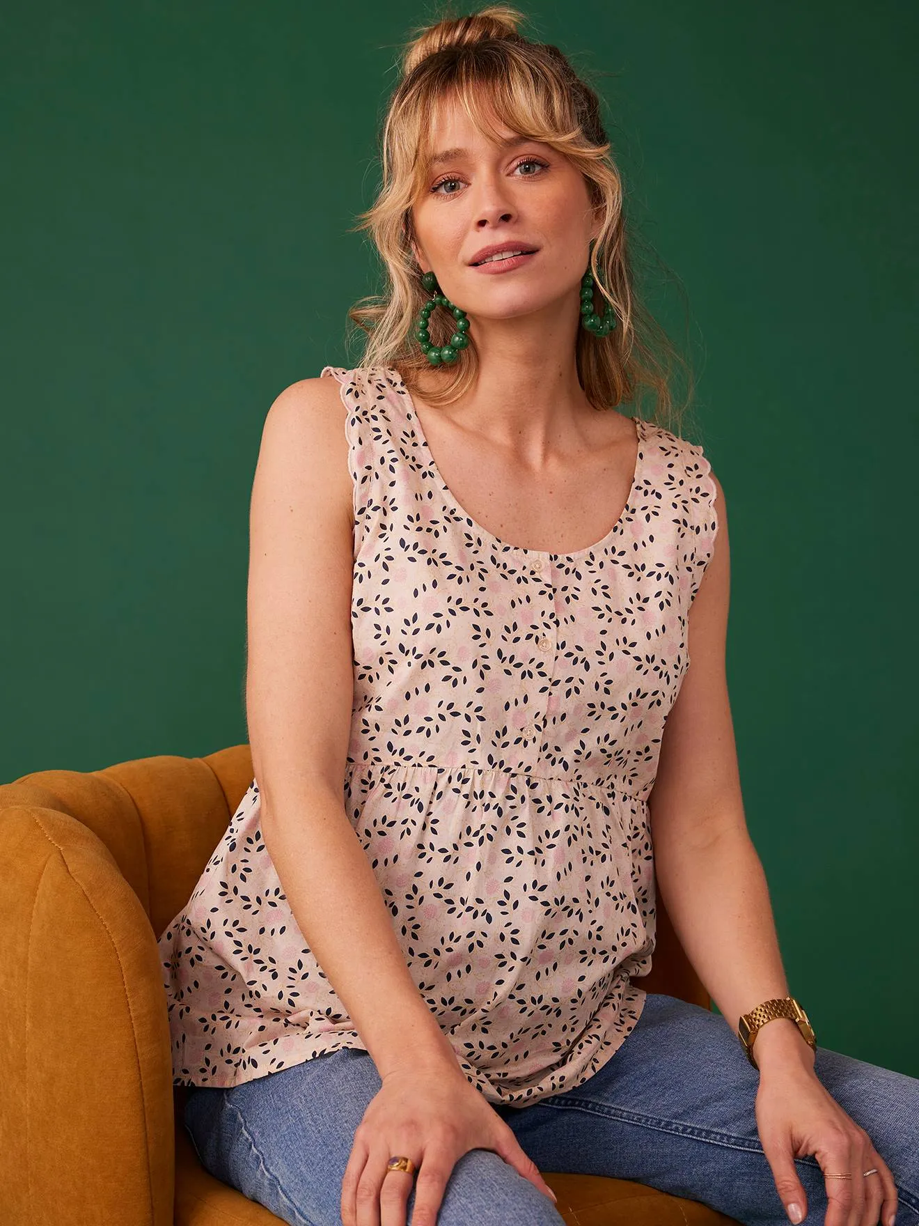 Blouse grossesse motifs fleurs irisés ENVIE DE FRAISE sable - Envie de Fraise