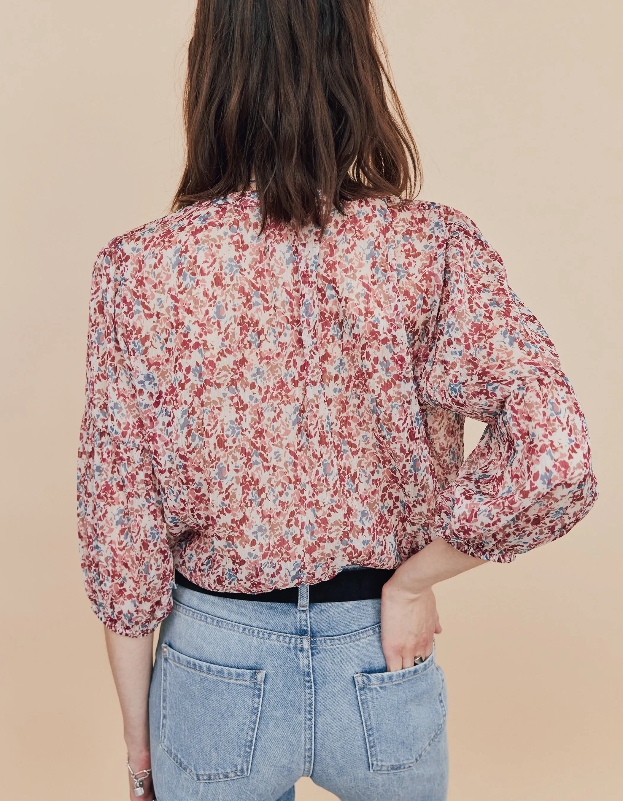 Blouse loose en voile imprimé floral fond blanc femme