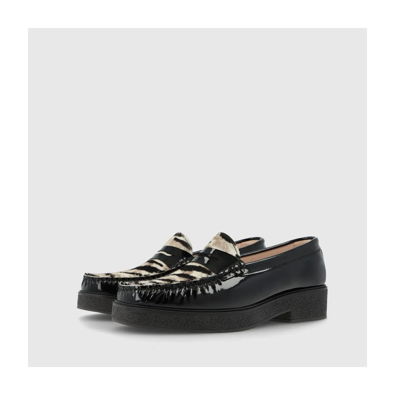 Mocassins femme en cuir verni noir et imprimé animal | LODI Chaussures femme en ligne.